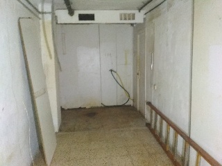 Local comercial situado en Cornellà de Llobregat, Barcelona 17
