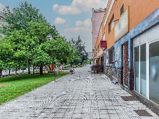Local en C/ Ángel Barja 42