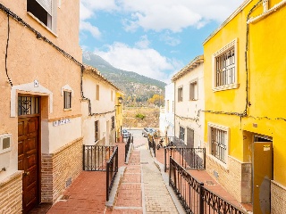 Vivienda adosada situada en Cieza, Murcia 123