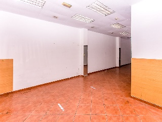 Local comercial en Burgos 55