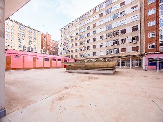 Local comercial en Burgos 65