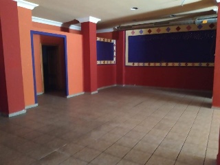 Local comercial en C/ Valencia 24