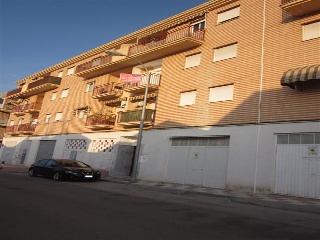 Piso y garaje en Santa Fe (Granada) 18
