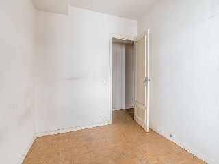 00946-0001 40