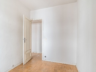 00946-0001 43
