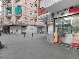 Local comercial en Av Torrente Gornal - El Hospitalet de Llobregat - 30