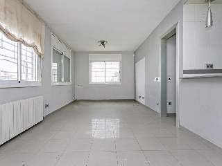 01695-0001 72