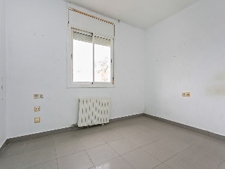 01695-0001 79