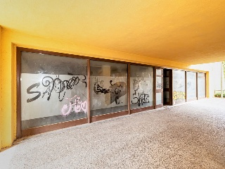 Local comercial en C/ Grup Parada 33