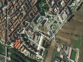 Suelo en C/ Ciudad de Vierzon 18