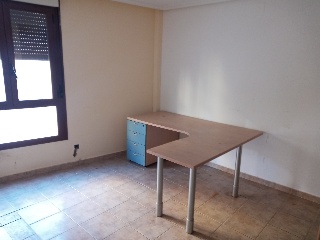 Local comercial en C/ Santa Lucía 15