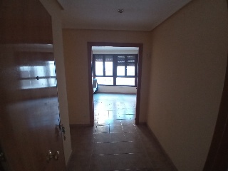 Local comercial en C/ Santa Lucía 19