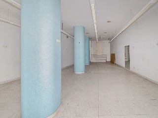 Locales en Ps Sant Joan 35