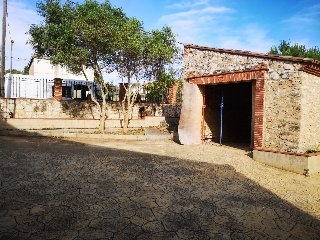 Casa en C/ Castellet y La Gornal - Barcelona 96