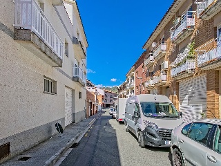 Vivienda adosada en C/ de la Creu 65