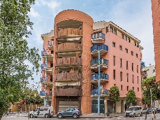 Locales en las Torres de Cambrils 27