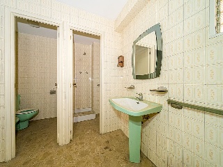 Locales en C/ Oliver - Alcoy - Alicante 90