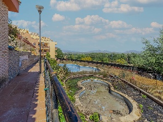 Urbanización Medina Elvira 30