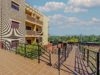 Urbanización Medina Elvira 35