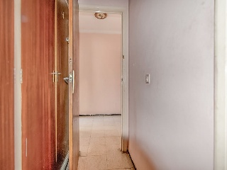 Piso en Av Salvador Dalí y Domenech, Figueres (Girona) 90