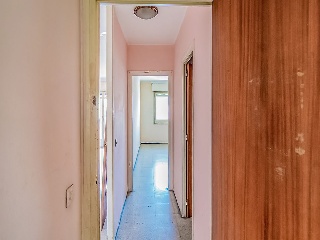 Piso en Av Salvador Dalí y Domenech, Figueres (Girona) 96