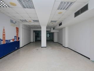 Local en C/ Mare de Deu de Montserrat, El Hospitalet de Llobregat (Barcelona) 40