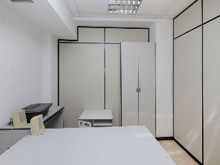 Local en C/ Mare de Deu de Montserrat, El Hospitalet de Llobregat (Barcelona) 48