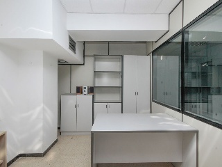 Local en C/ Mare de Deu de Montserrat, El Hospitalet de Llobregat (Barcelona) 51