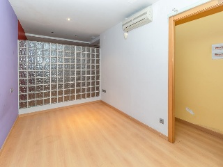 Piso en Cr de Vic 40