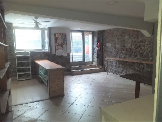 Local en Avda Nafarroa 24