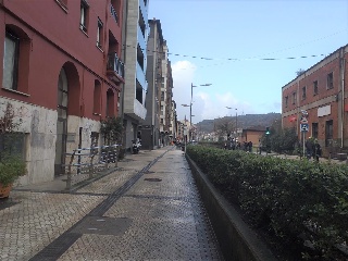 Local en Avda Nafarroa 31