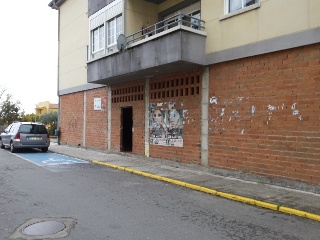 Locales en C/ la Mata 3