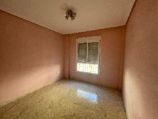 Piso con garaje en C/ Río Jándula 41
