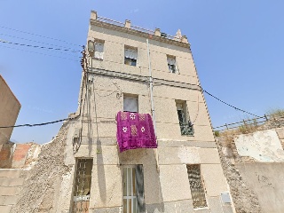 C/ Amposta nº 4 3
