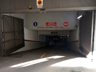 Plaza de garaje en C/ Ripolles 16