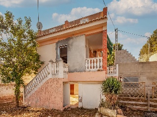 Chalet independiente en C/ Número 20 - Sagunto - 74