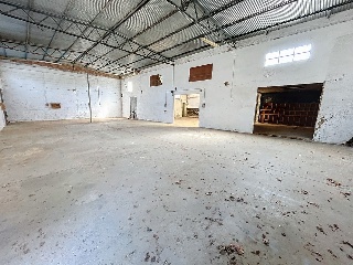 Nave industrial en Pilar de la Dehesa - Lucena -  34