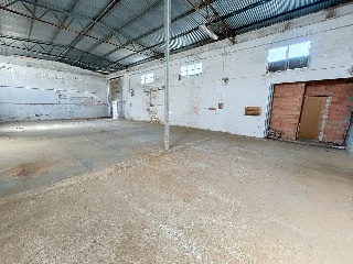 Nave industrial en Pilar de la Dehesa - Lucena -  36