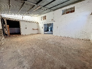Nave industrial en Pilar de la Dehesa - Lucena -  43