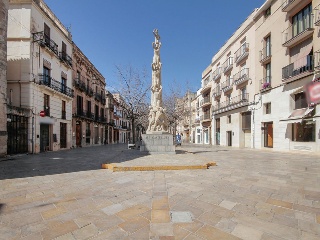 Oficinas en C/ Perellada 76