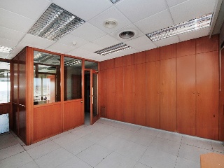Oficinas en C/ Perellada 49
