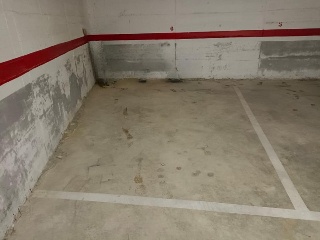 Locales y garajes en C/ Raval de Farigola 29