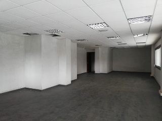 Oficina en As Teixugueiras 40
