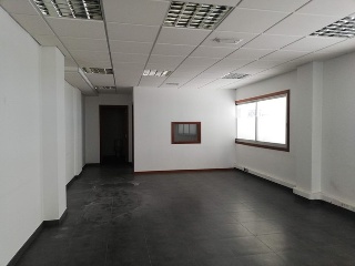 Oficina en As Teixugueiras 43