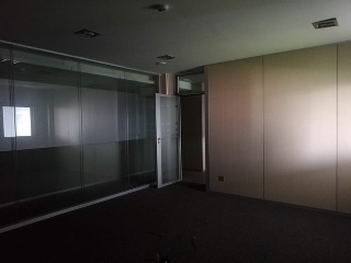 Oficina en As Teixugueiras 48