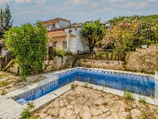 Vivienda en C/ Plato (C. Armengol), Corbera de Llobregat (Barcelona) 97