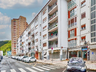 Local comercial en C/  Doctor Bañez Kalea - Arrasate/Mondragón - Guipúzcoa 85