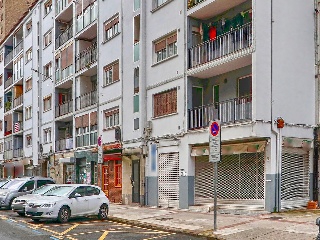Local comercial en C/  Doctor Bañez Kalea - Arrasate/Mondragón - Guipúzcoa 90