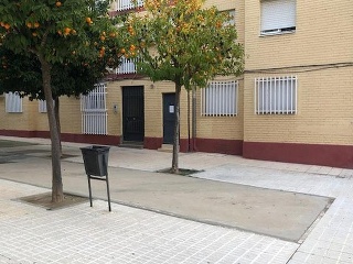 06051-0001 31