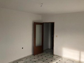08338-0001 32